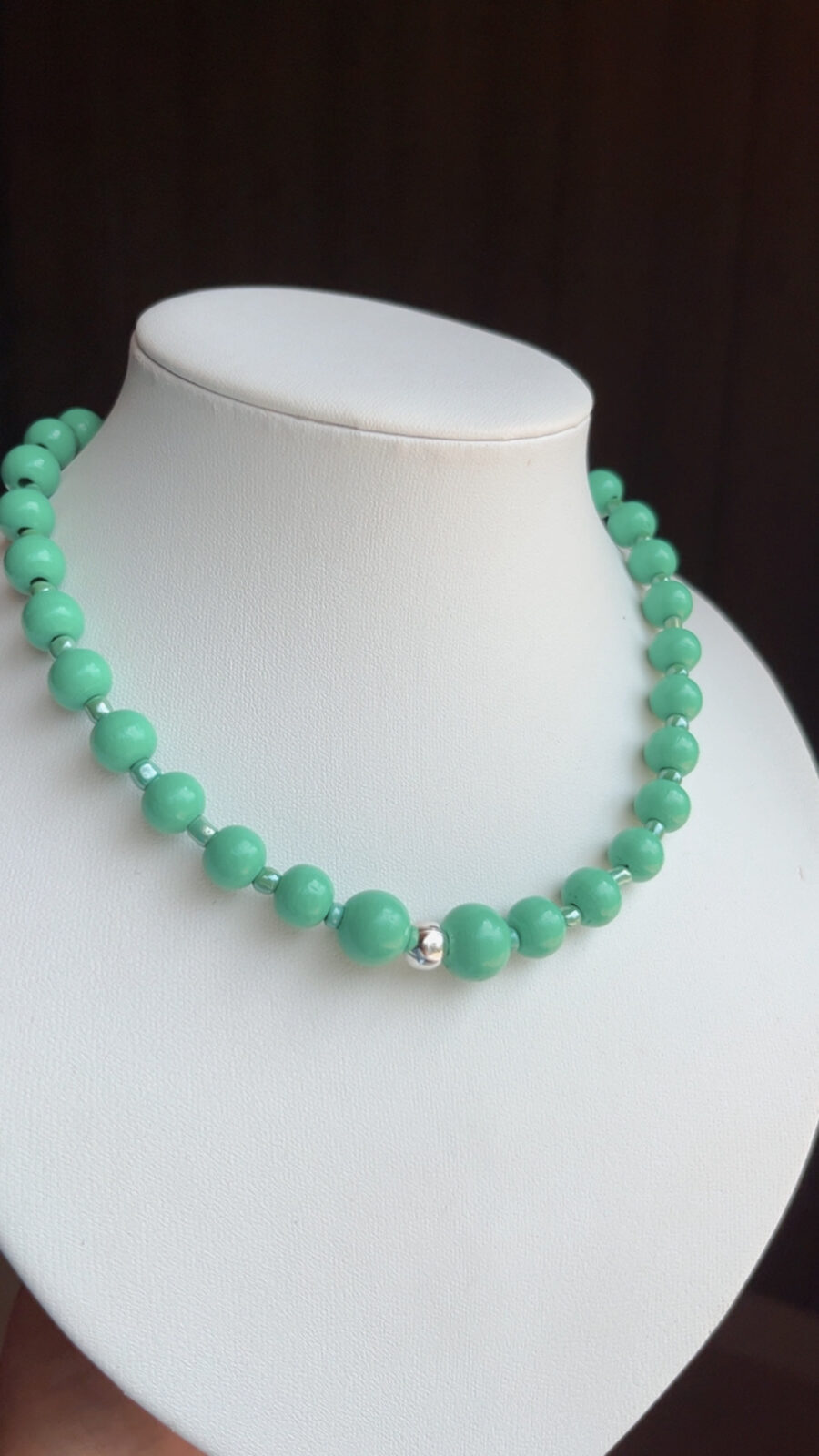 COLLAR CHICLE VERDE