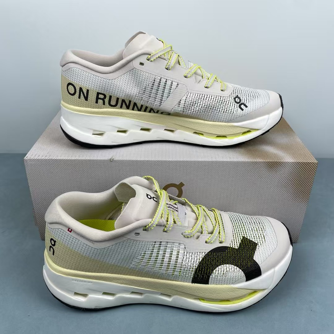 ON CLOUD - On Cloudultra 3 Training-Style Cushioned, Non-Slip Low-Cut Running