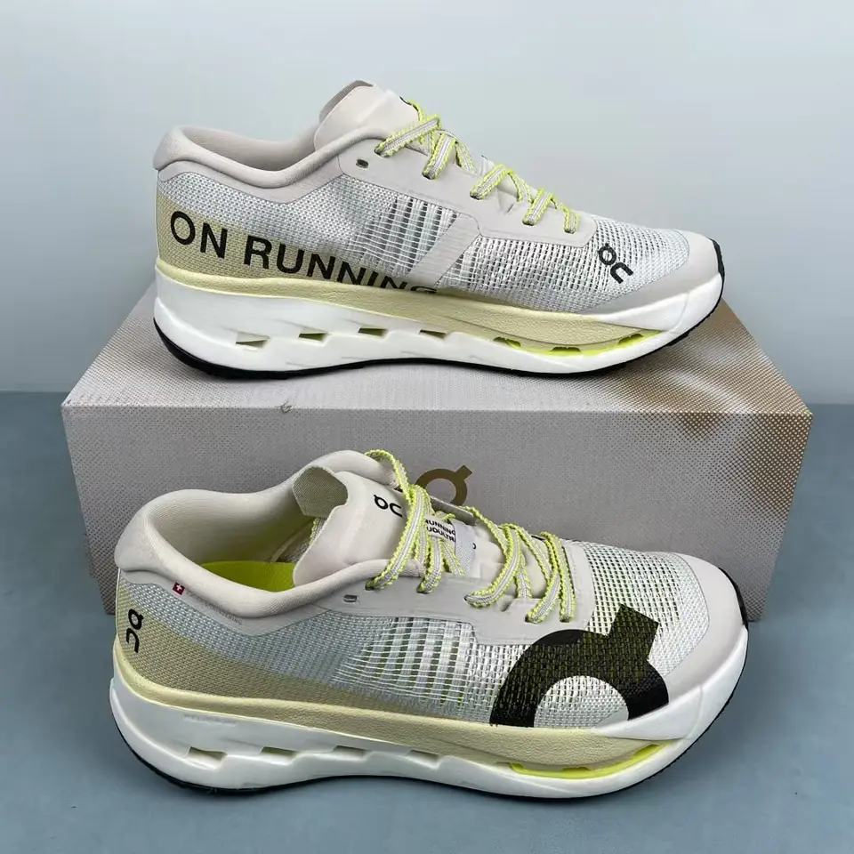 ON CLOUD - On Cloudultra 3 Training-Style Cushioned, Non-Slip Low-Cut Running