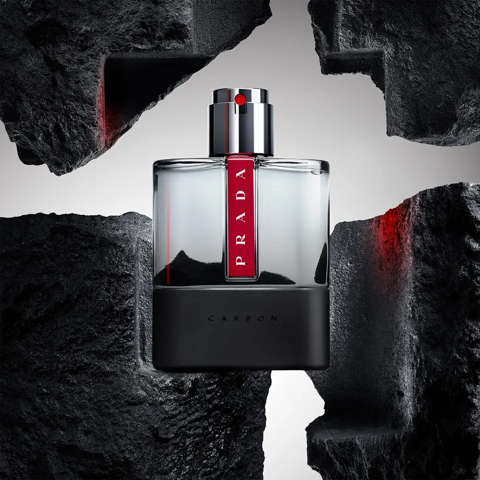 Luna Rossa Carbon