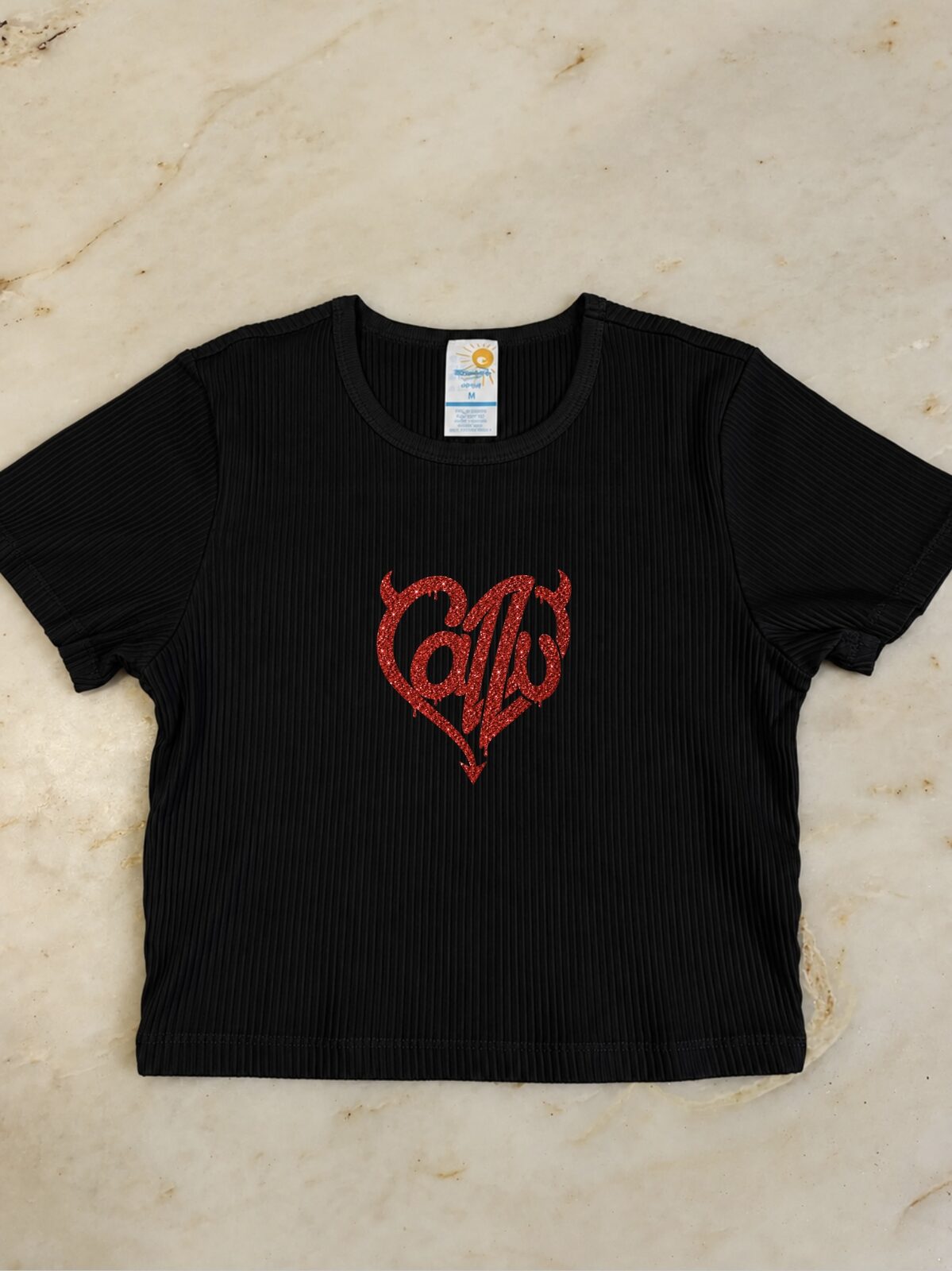 -.Top cropped glitter
