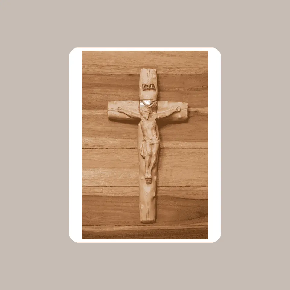 Cruz Cristo Con estaño