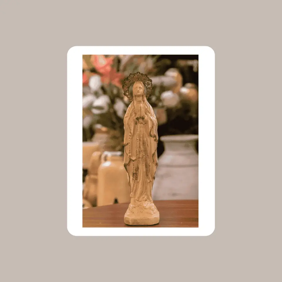 Virgen De Lourdes Chica