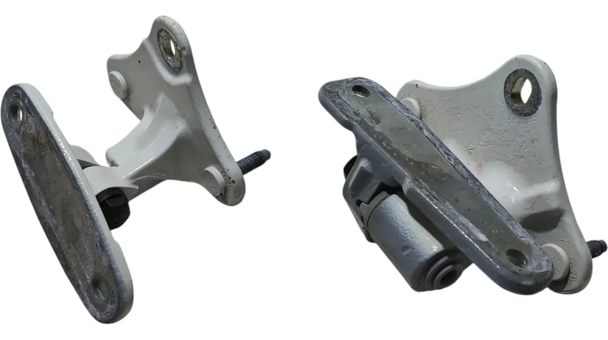 Par de bisagras para puerta delantera izquierda Mercedes C200 2011-2014