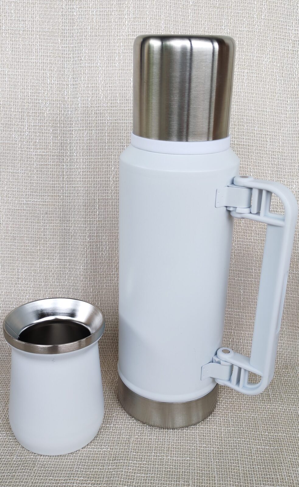Termo 1.2L acero inoxidable + mate.