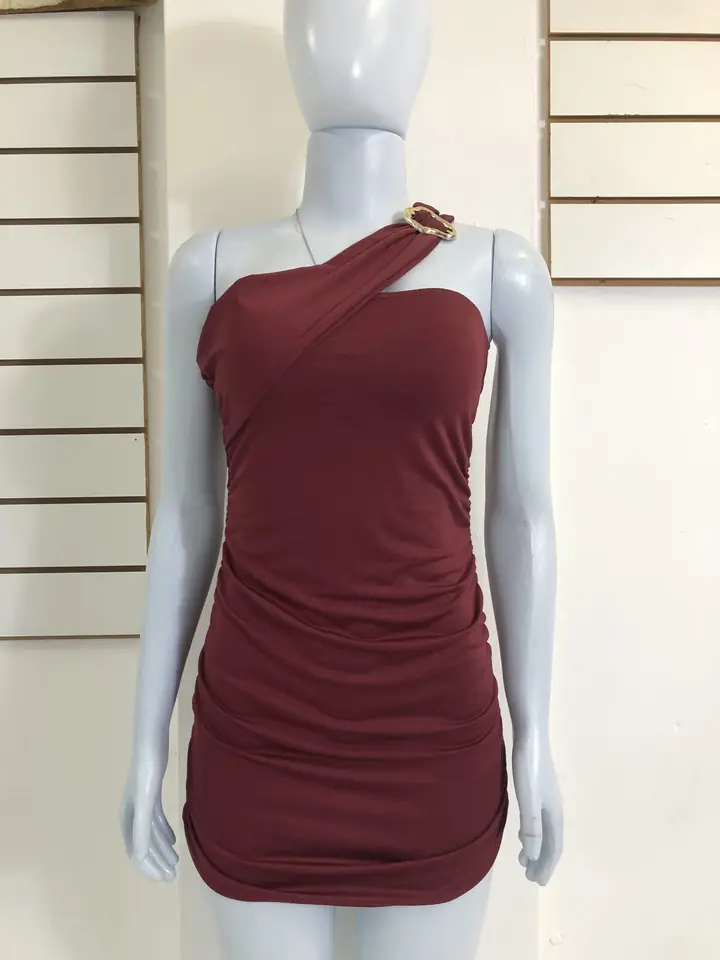 Vestido hombro cruzado