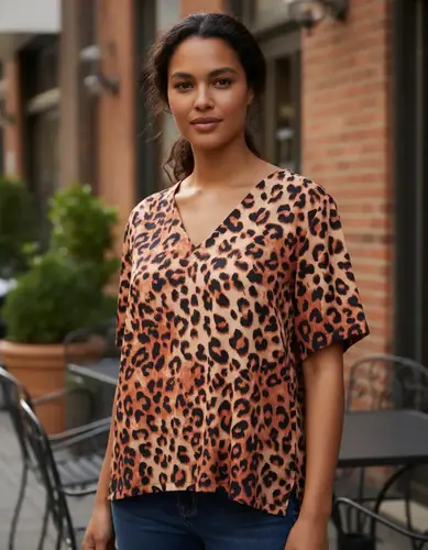 Blusa Marrón En V Único