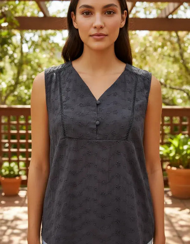 Blusa Musculosa Broderie