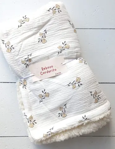 Rebozo muselina y corderito