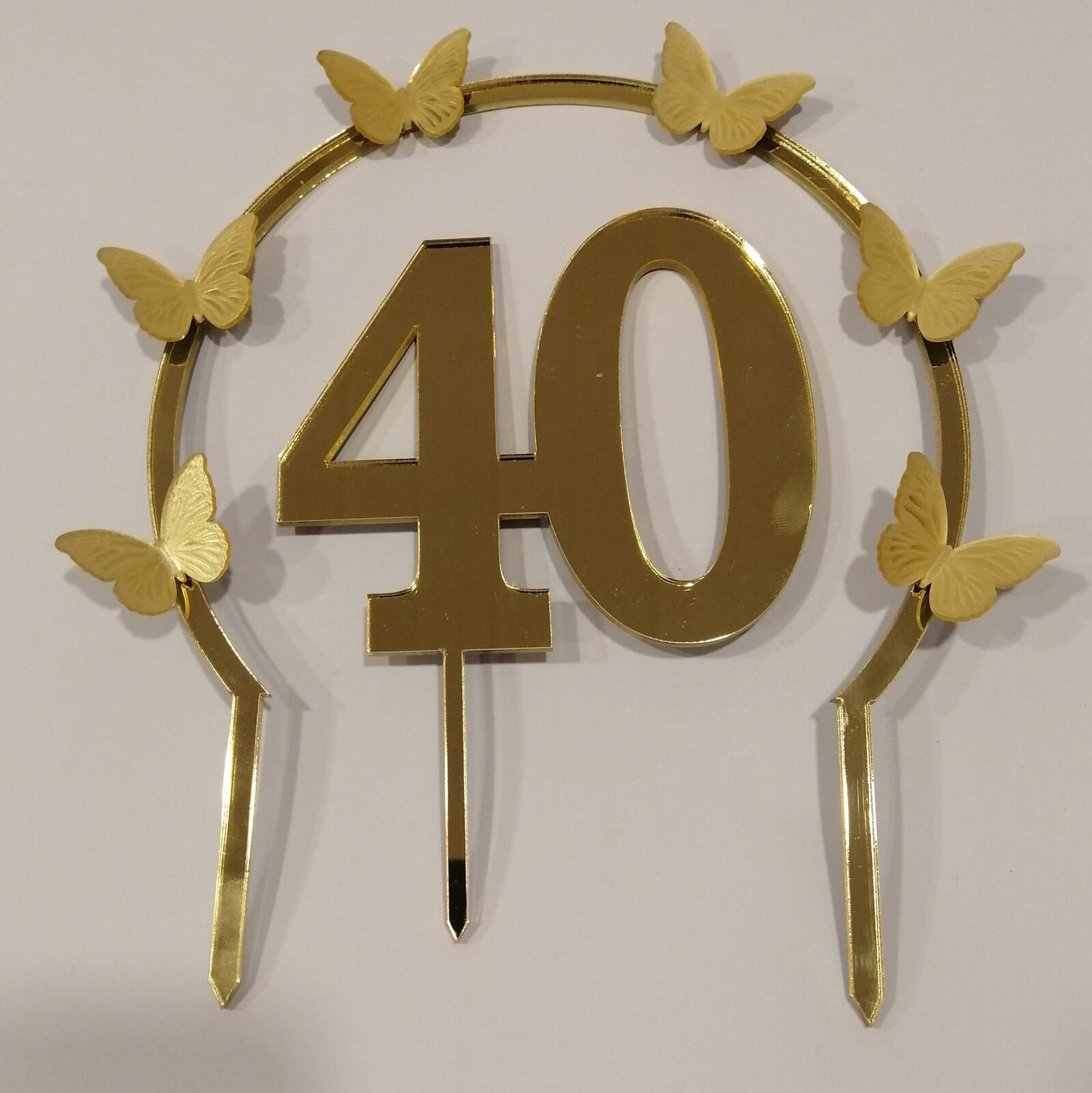 Arco con mariposas y numero