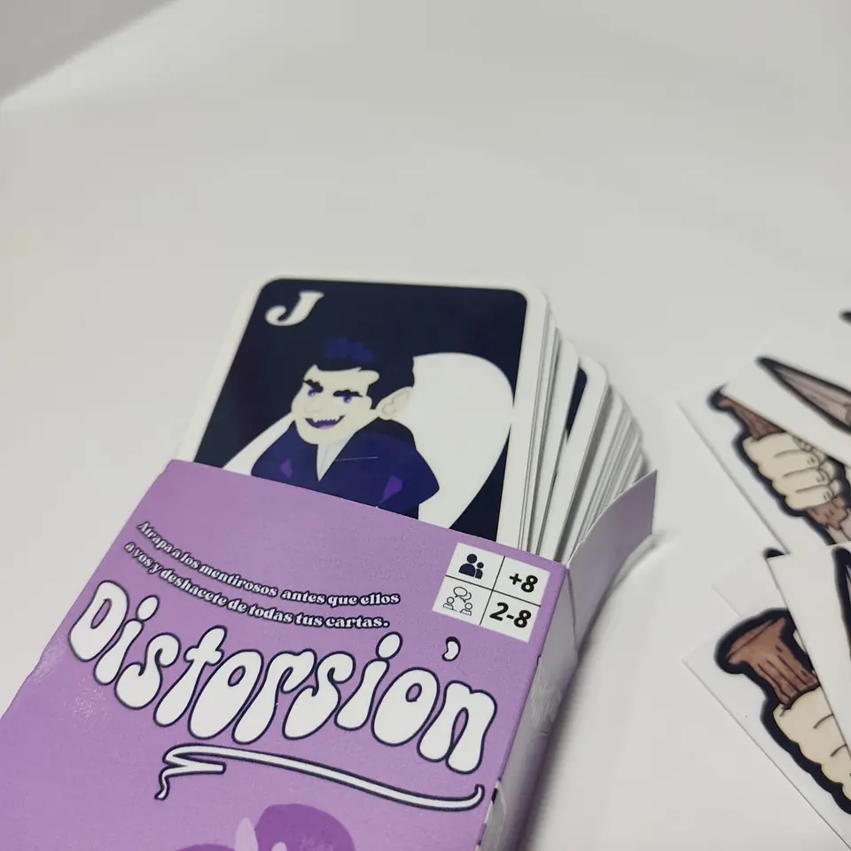 Juego de cartas DISTORSIÓN
