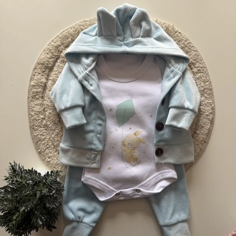 Conjunto de plush + body de algodón