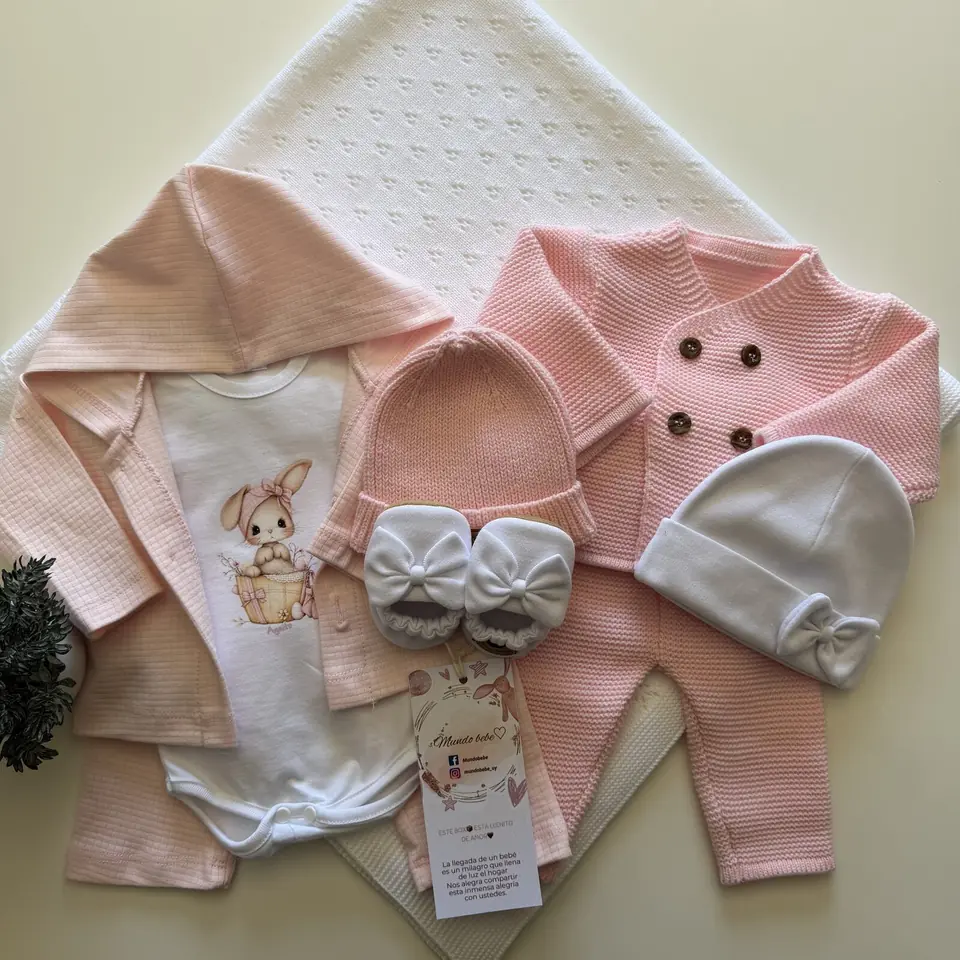 Camperita , body y pantalón de algodón + saco , gorrita y pantalón de dralon