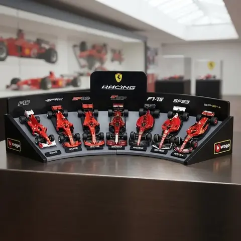 Set x 7 Autos Ferrari con Exhibidor Formula 1 Bburago Escala 1:43 Juguete