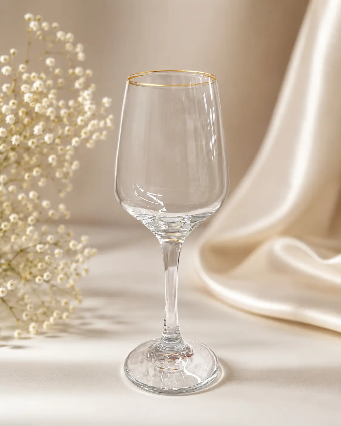 Copas para vino borde dorado