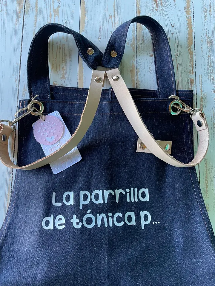 DELANTALES PERSONALIZADOS