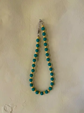 Maxi Collares -