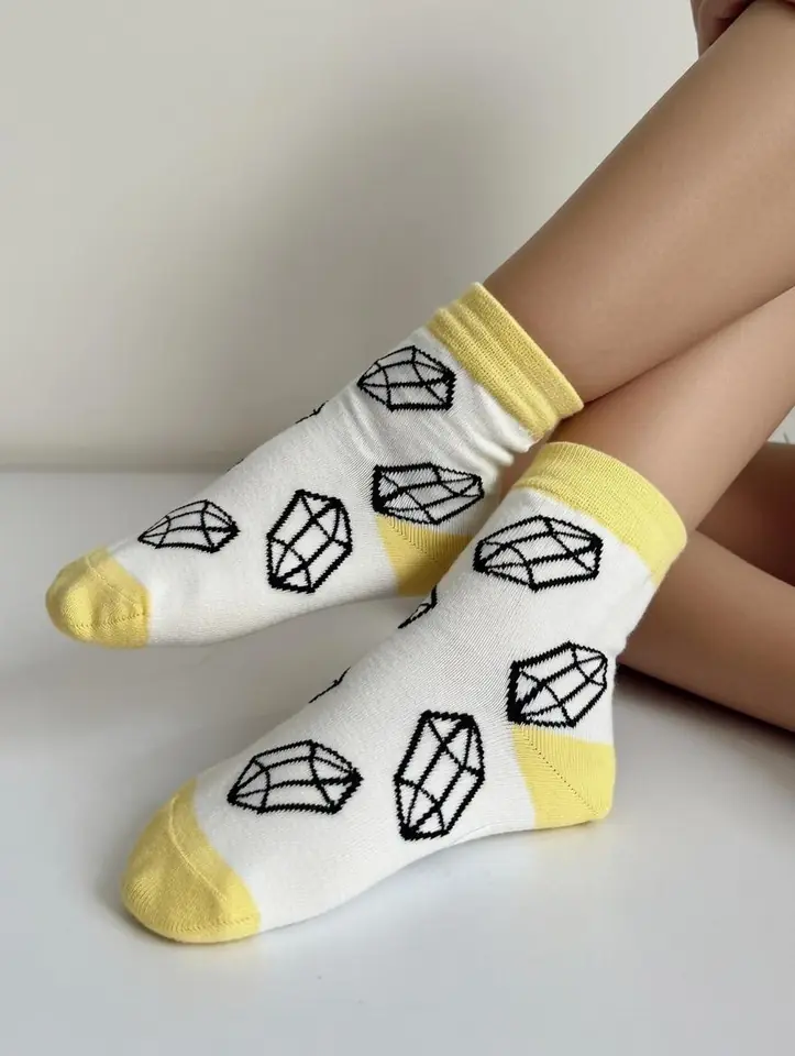 Medias con diseños 26/28