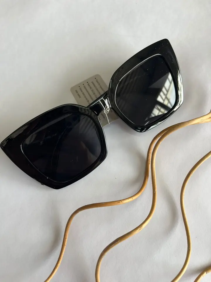 Lentes Mora
