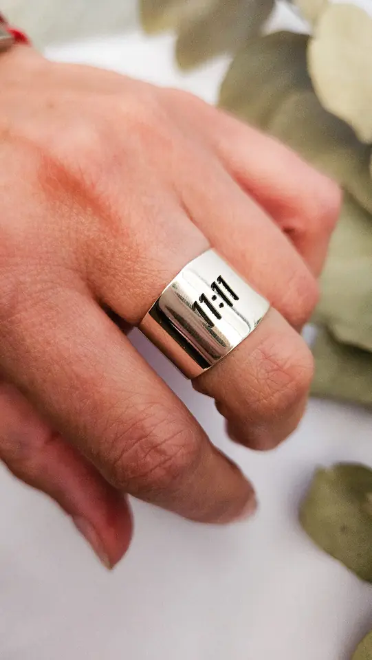 Anillo 11;11