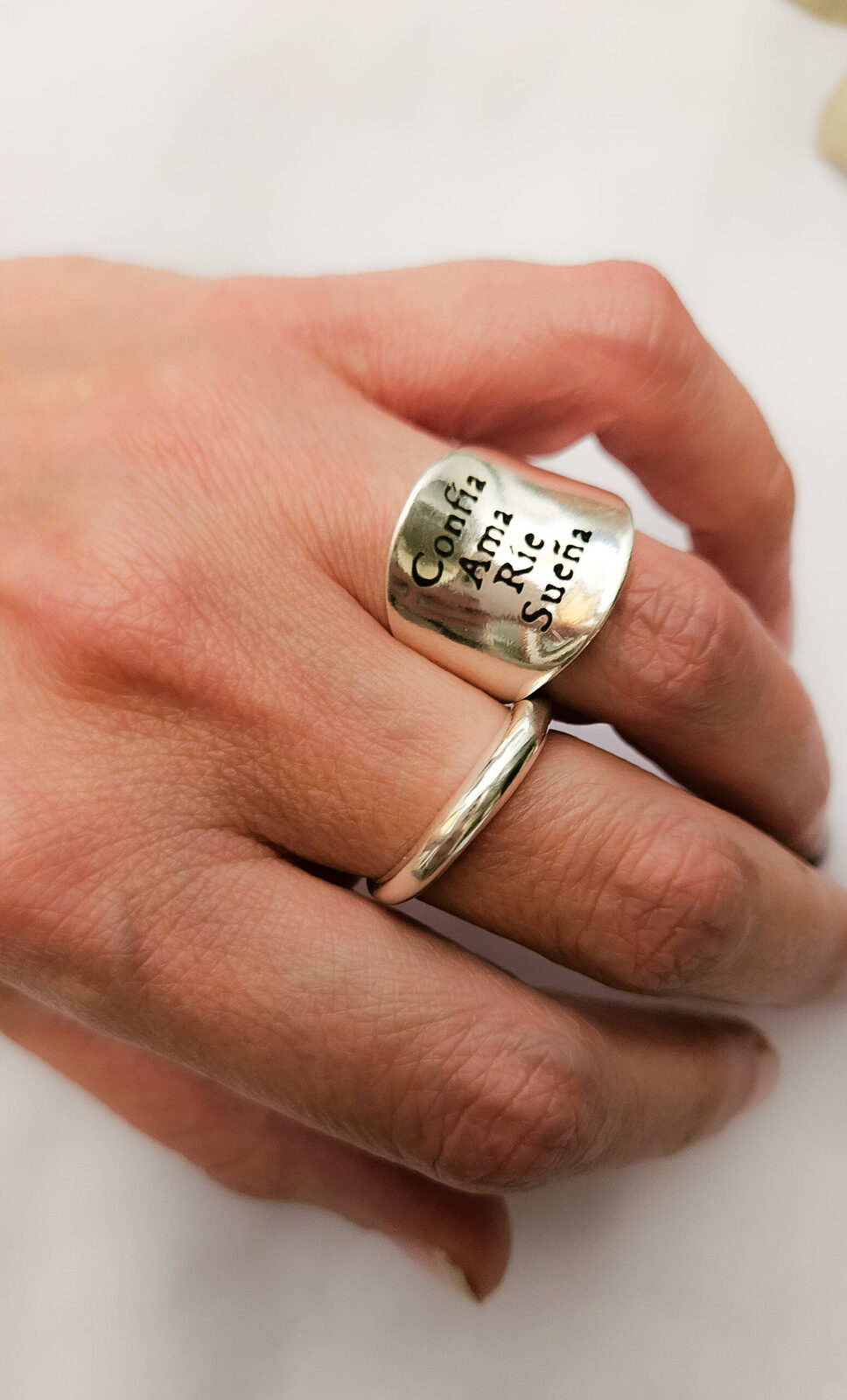 Anillo para frase personalizada