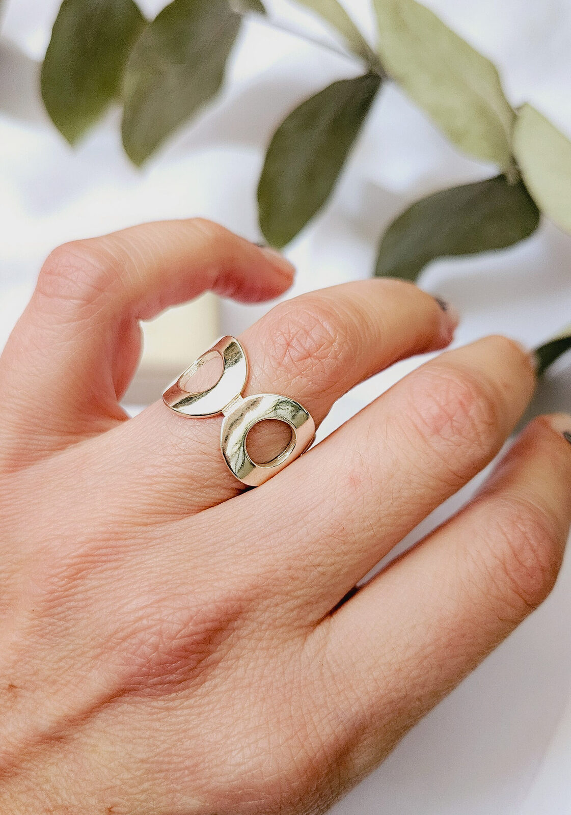 Anillo diseño círculos