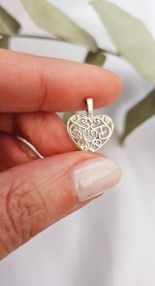 Dije Corazon Calado