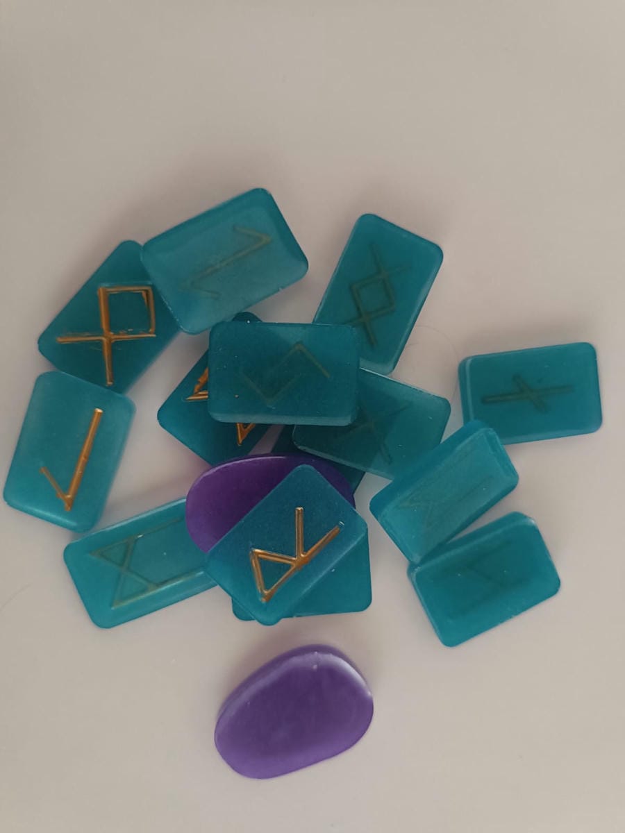 Runas y Tarot