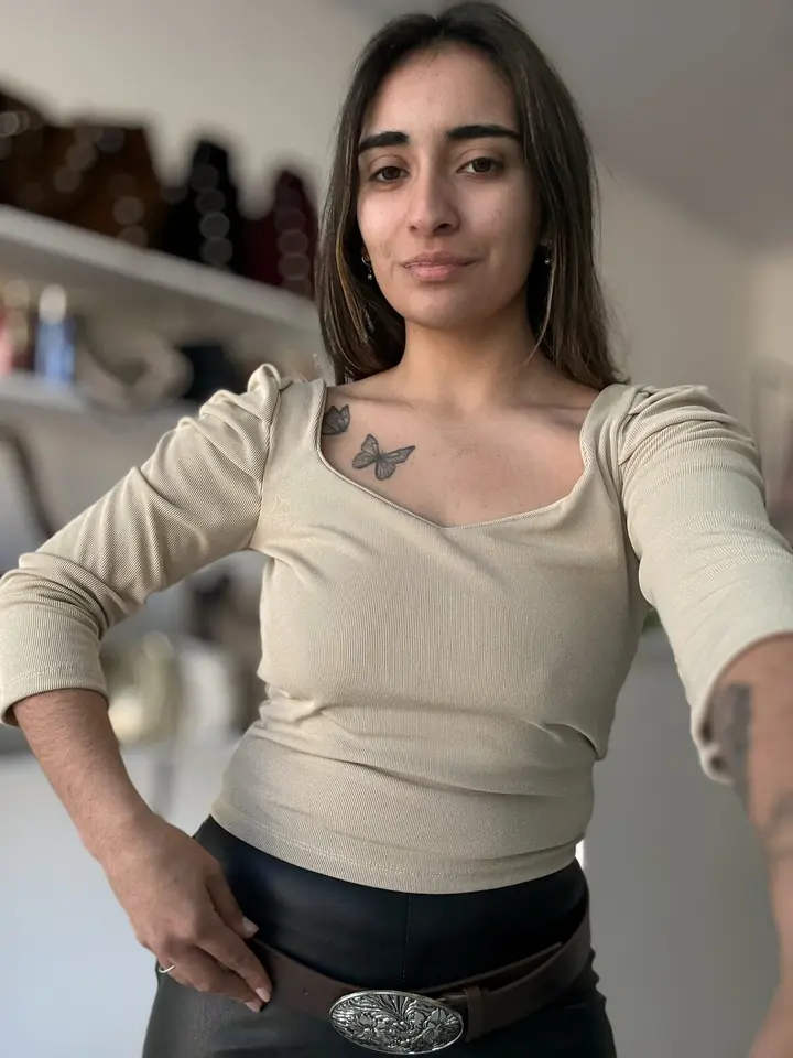 Buzo BELLA