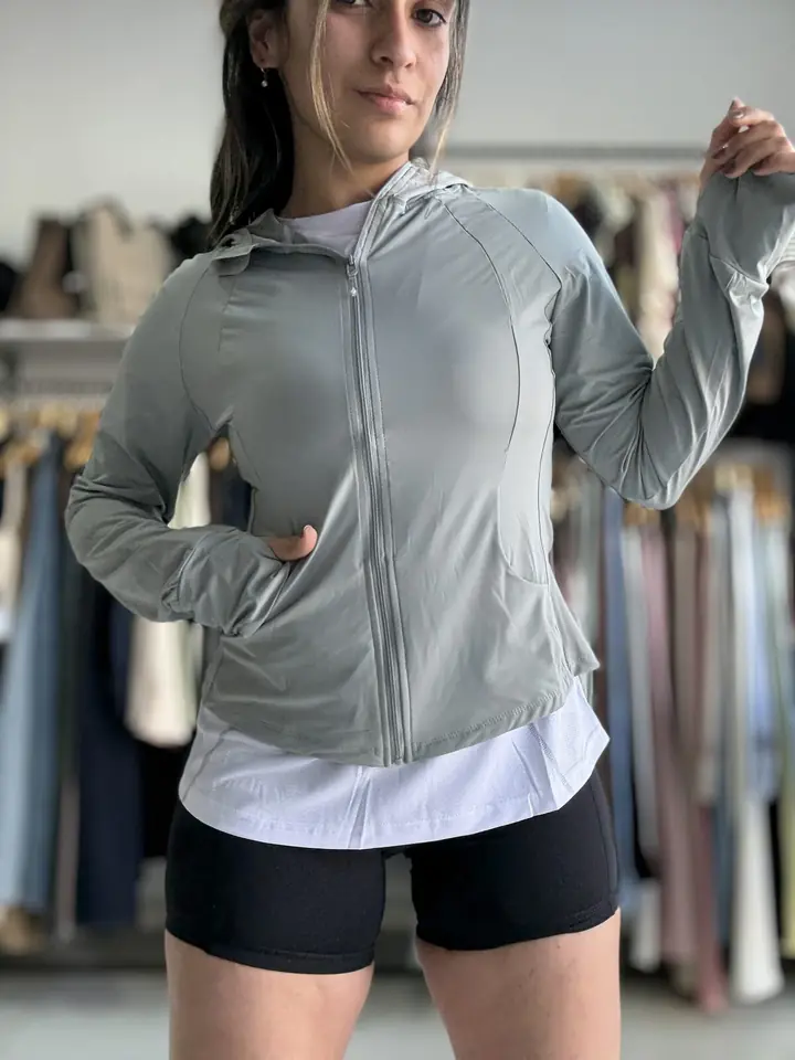 Campera MOVE gris