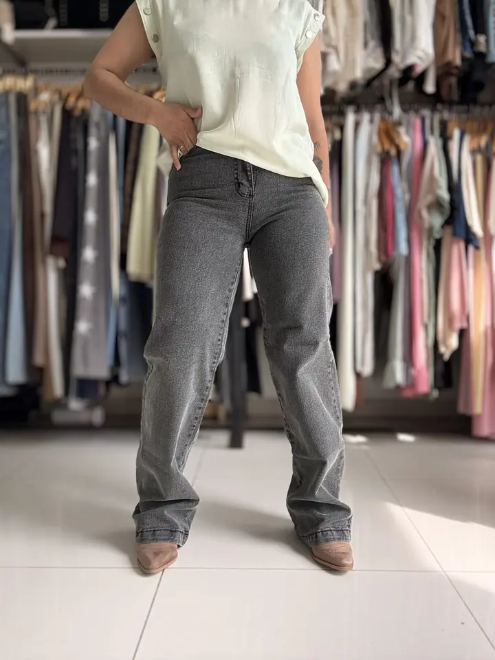 Jeans GRIS BASIC