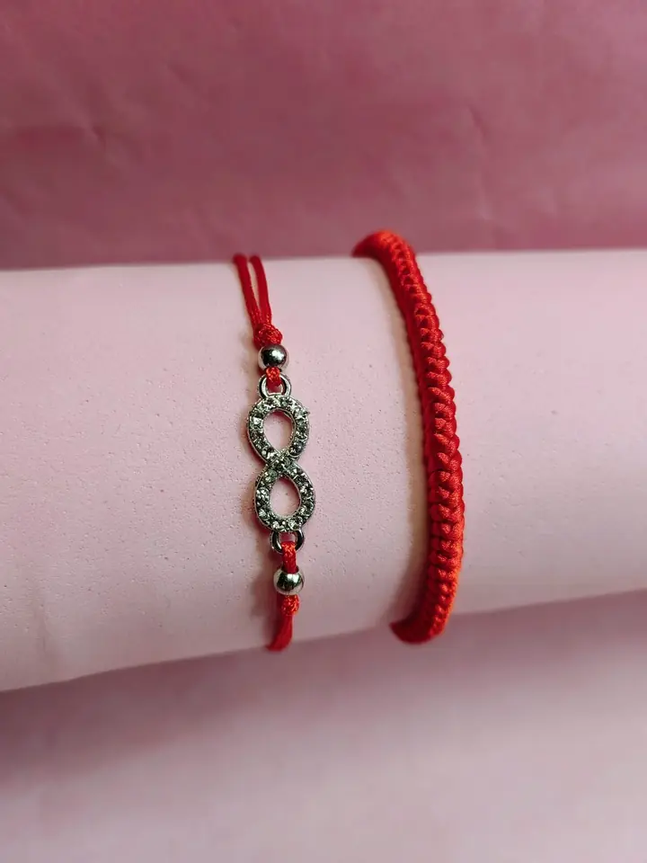 Set de Pulseras de Bijou Red Infinito — Hilo Rojo, Dije con Strass y Tejido Macramé