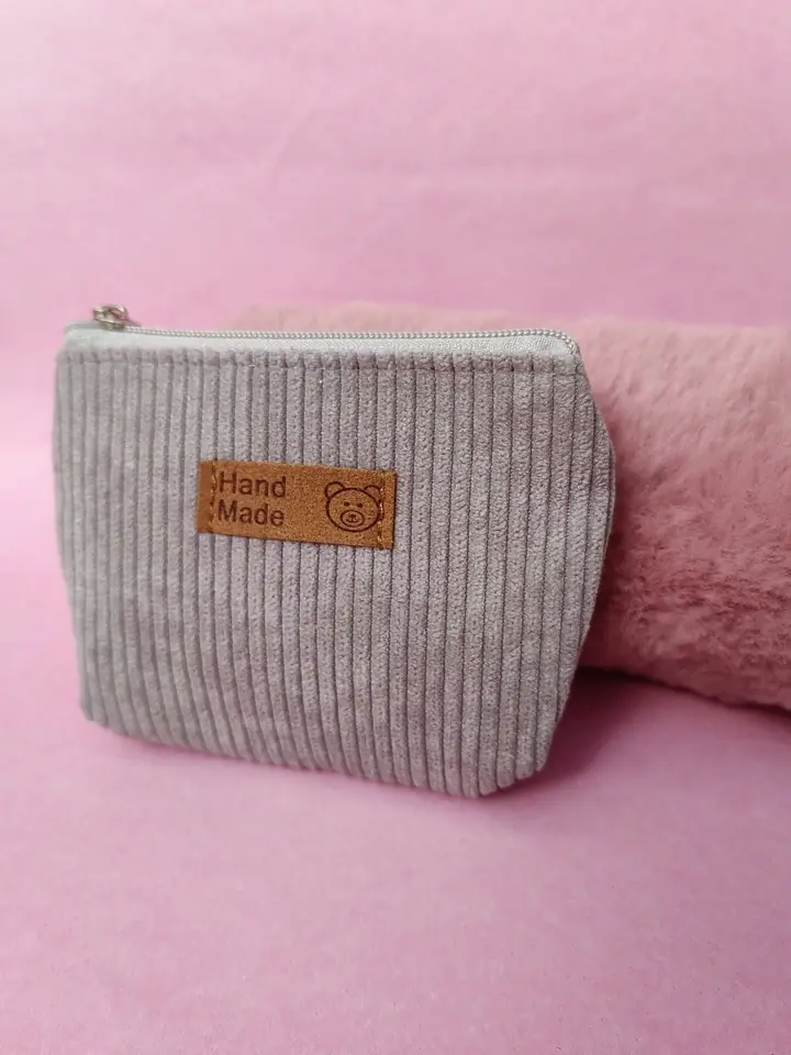 Mini Monedero Corduroy Teddy — Pana Texturada Gris Claro