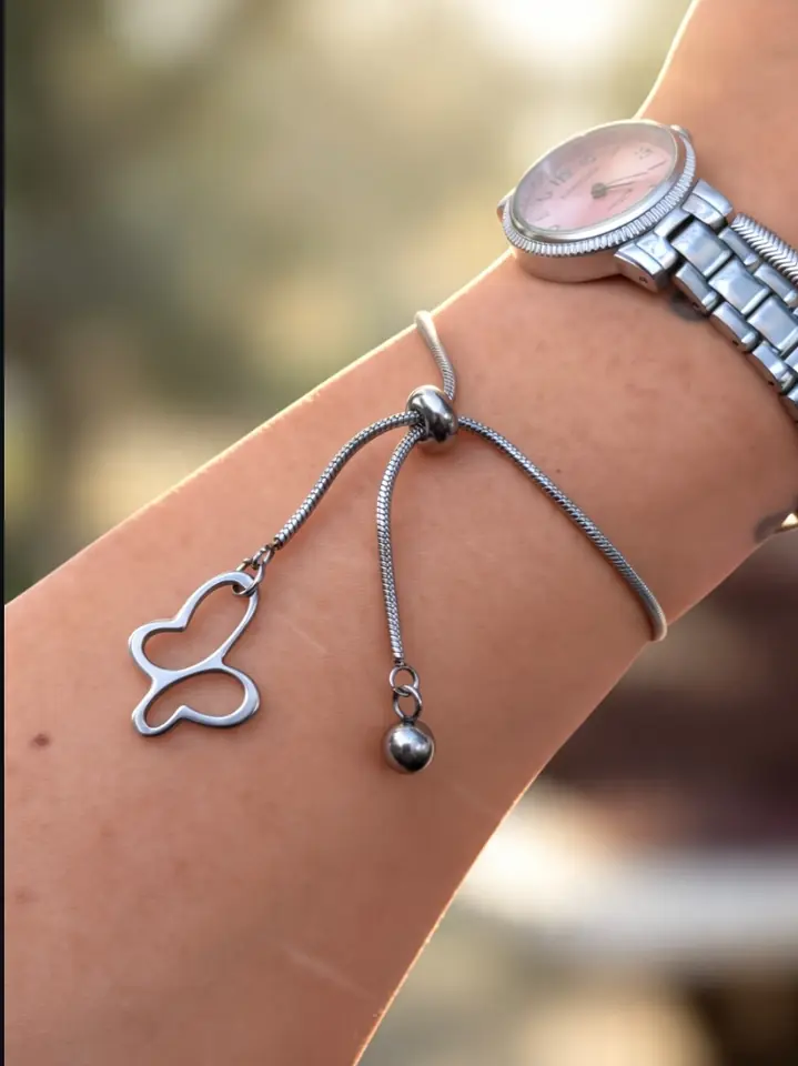 Pulsera Ajustable Butterfly — Cadena de Acero Quirúrgico con Dije de Mariposa