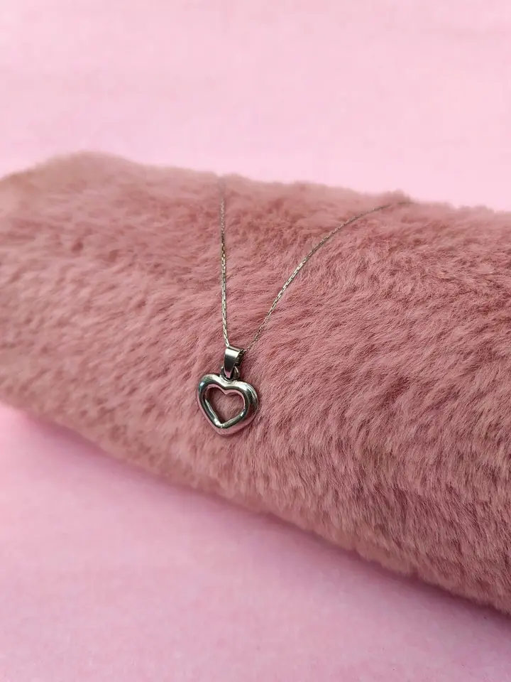 Cadena y Dije Open Heart Silver — Acero Quirúrgico (45 cm)