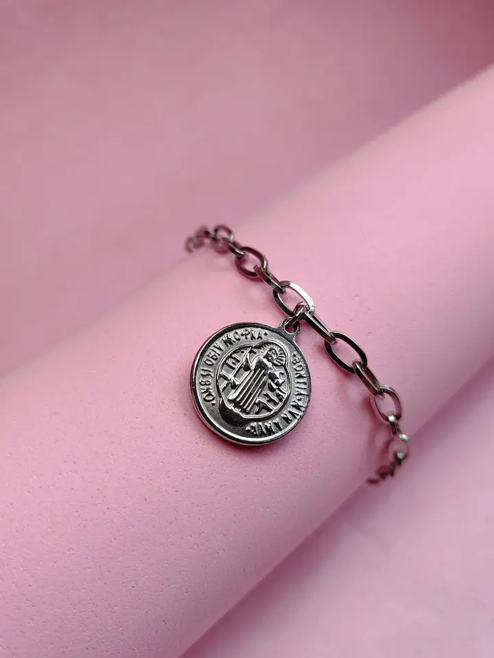 Pulsera de Acero Quirúrgico con Medalla San Benito