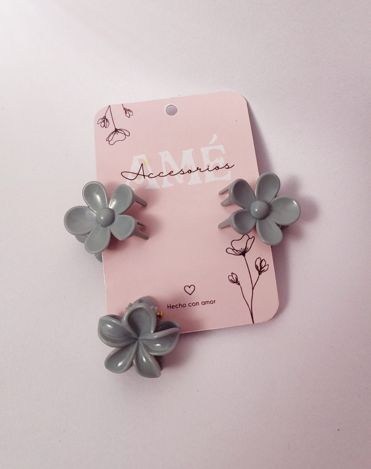 Set Mini Broches Grey Daisy Trio — Trío de Broches Florales Gris