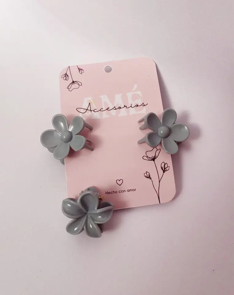 Set Mini Broches Grey Daisy Trio — Trío de Broches Florales Gris
