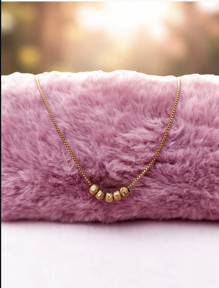 Collar Snake Chain Gold 45 cm — Cadena Plana en Acero Dorado