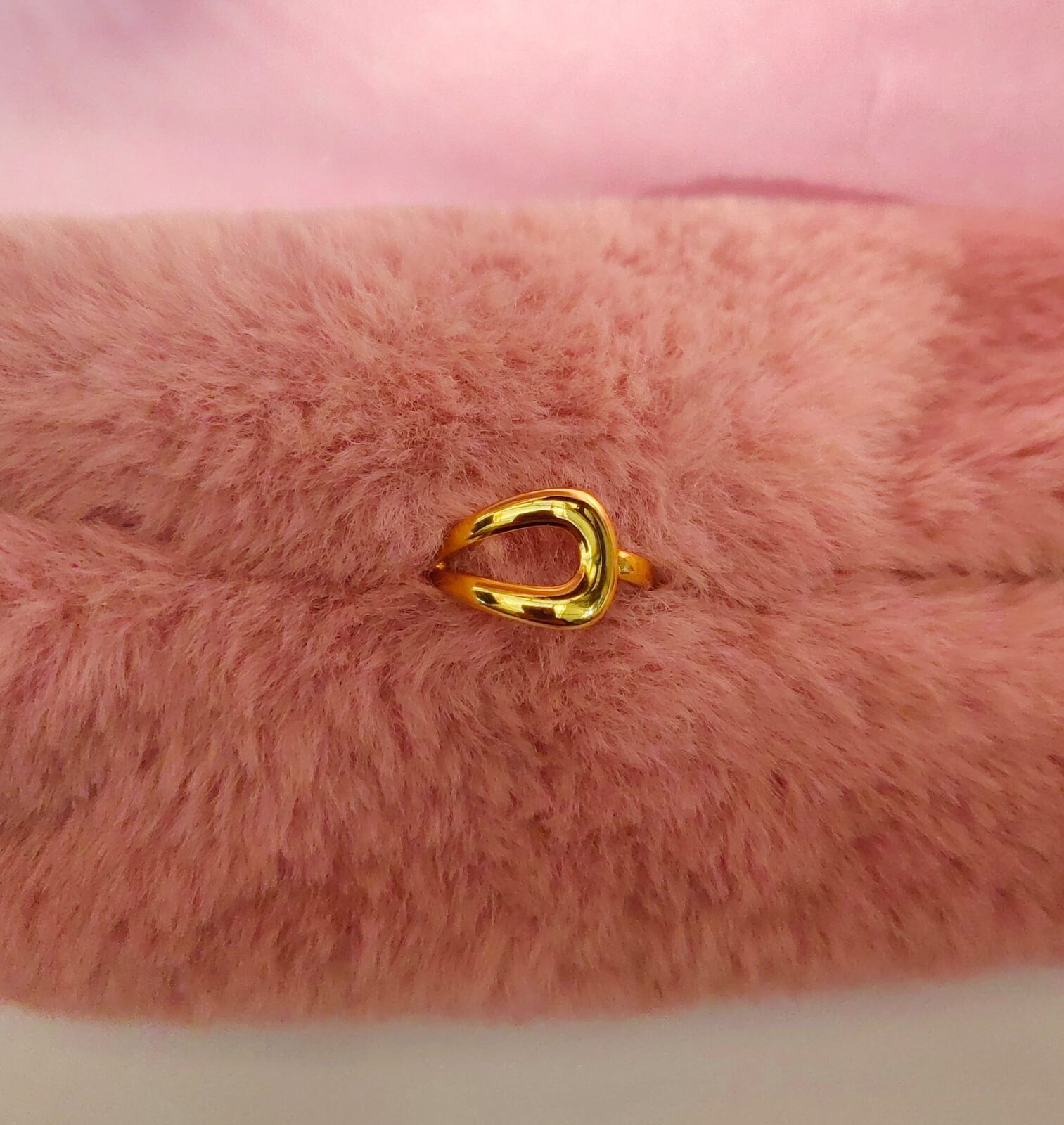 Anillo Acero Dorado Golden Organic Curve — Anillo Regulable Orgánico
