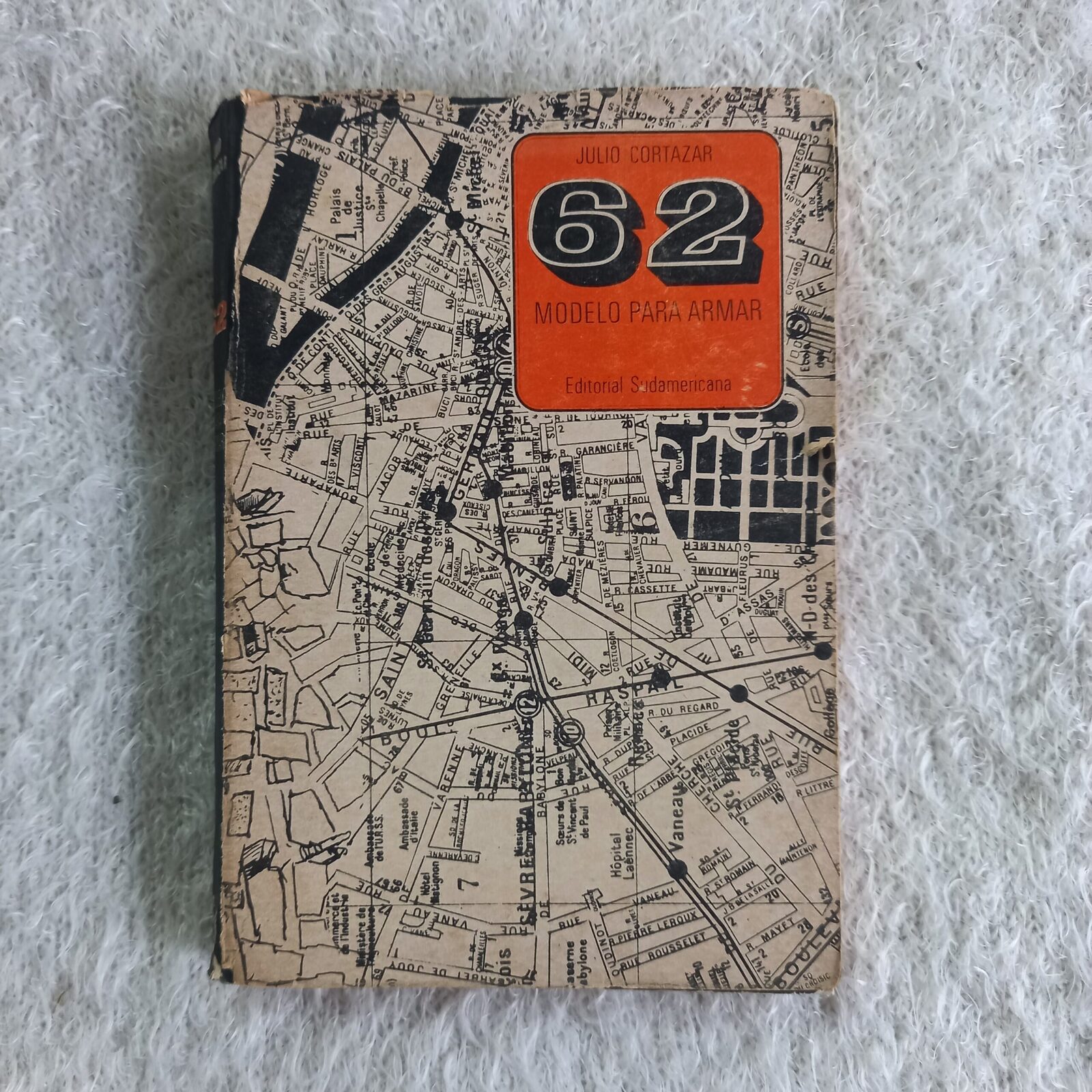 62 Modelo para armar. Julio Cortázar