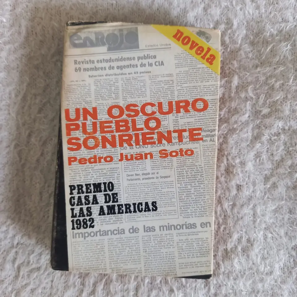 Un oscuro pueblo sonriente. Pedro Juan Soto