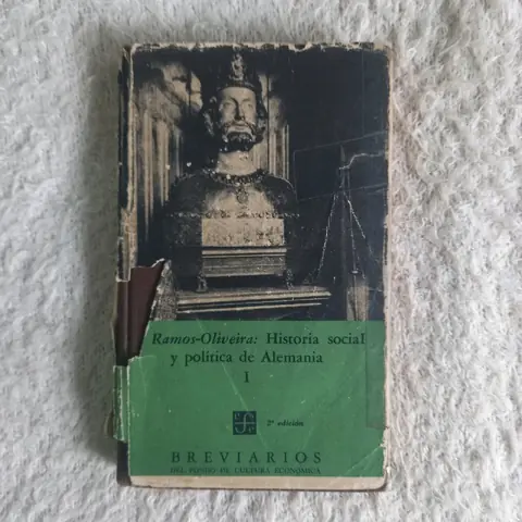 Historia social y política de Alemania  tomos I y II. A. Ramos Oliveira