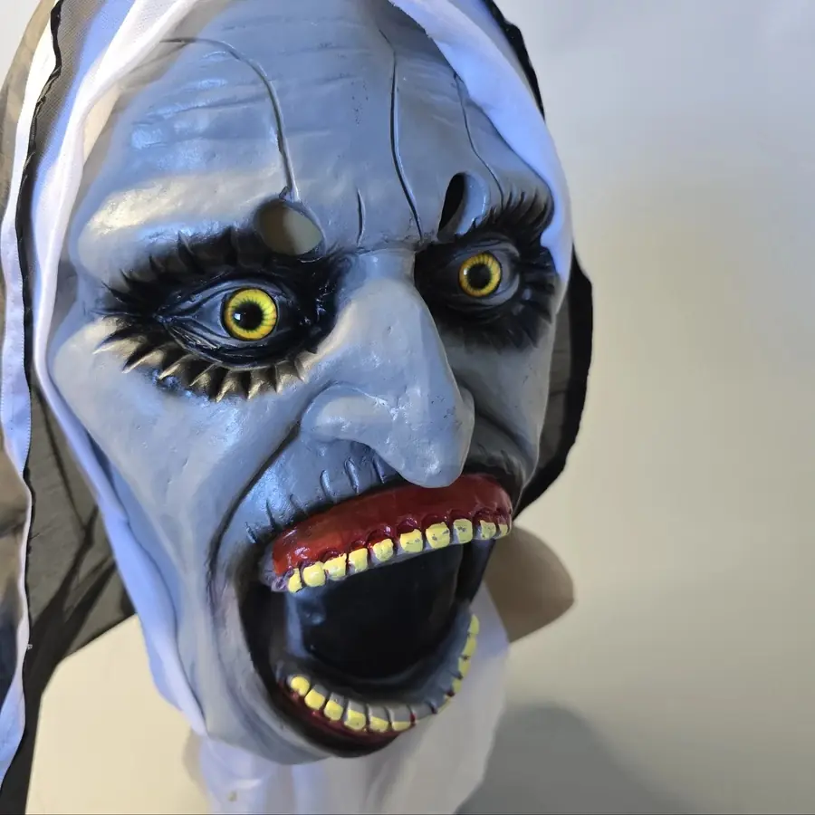 Máscara monja diabólica  hallowen