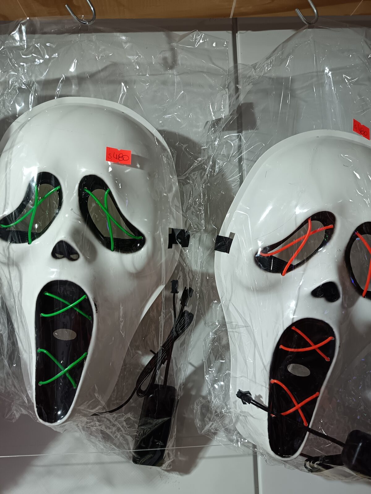 Máscara Scream / Scary Movie con luz led
