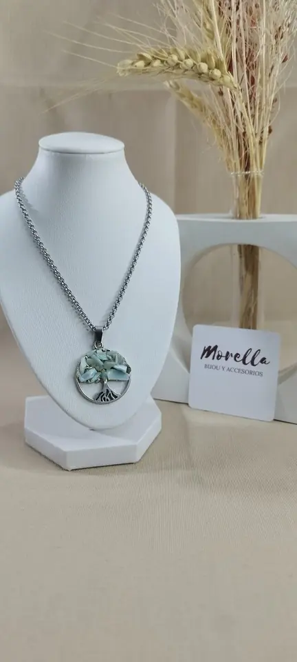 Cadena con dije de Larimar