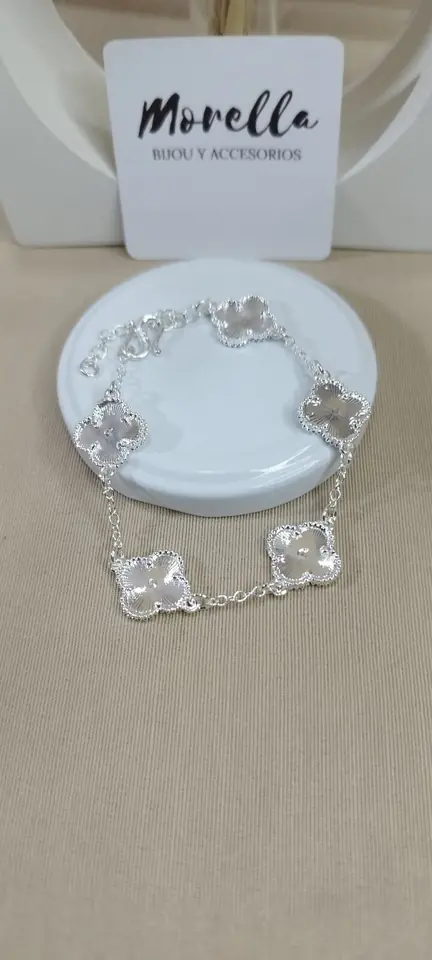 Pulsera trebol plateado Acero blanco