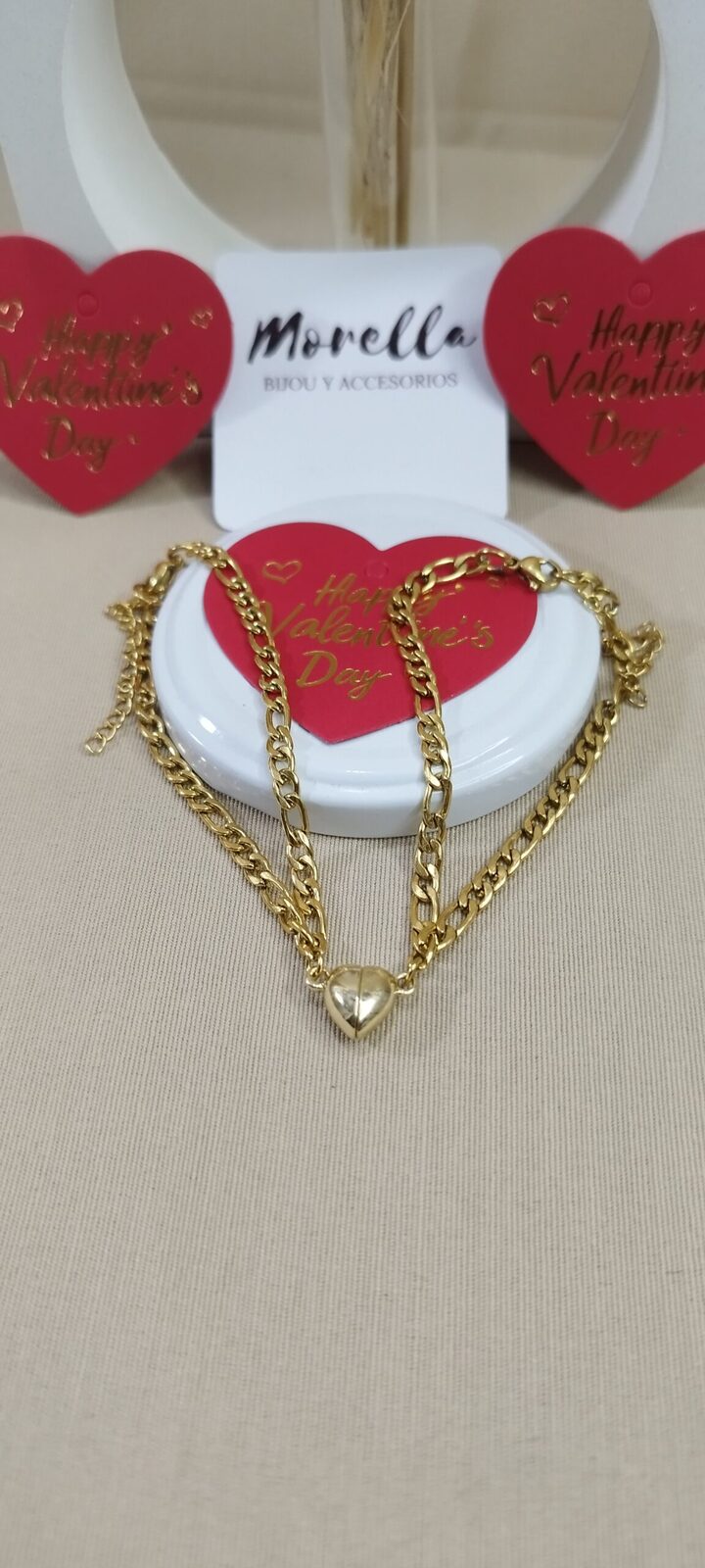 Set pulseras doradas con dije corazón