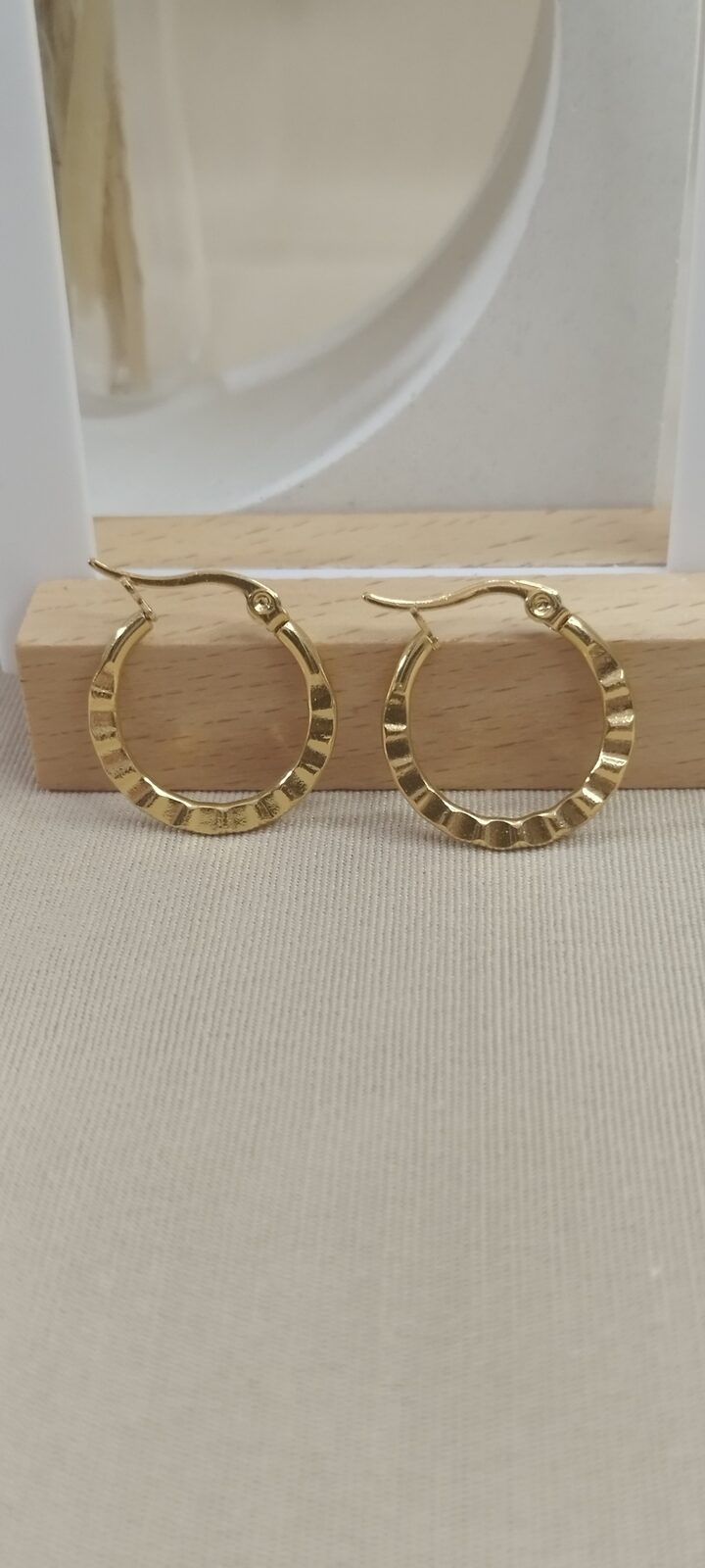 Aros medianos labrados