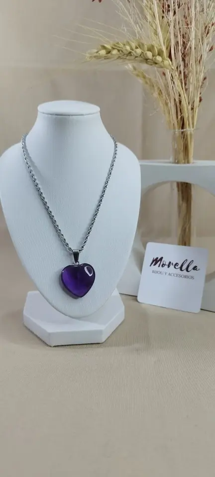 Cadena con dije amatista